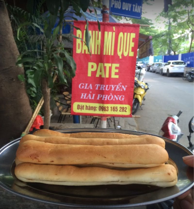 Quán bánh mì que gia truyền Hải Phòng ở Hà Nội